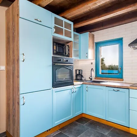 Altes Steinhaus Goranova Kuca By Interhome בית נופש