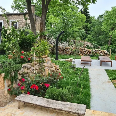 Altes Steinhaus Goranova Kuca By Interhome בית נופש *