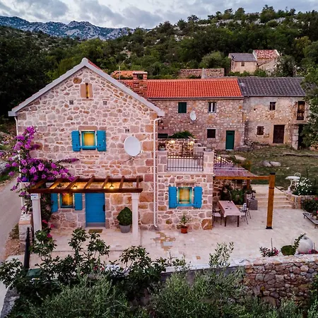 Altes Steinhaus Goranova Kuca By Interhome Vakantiehuis
