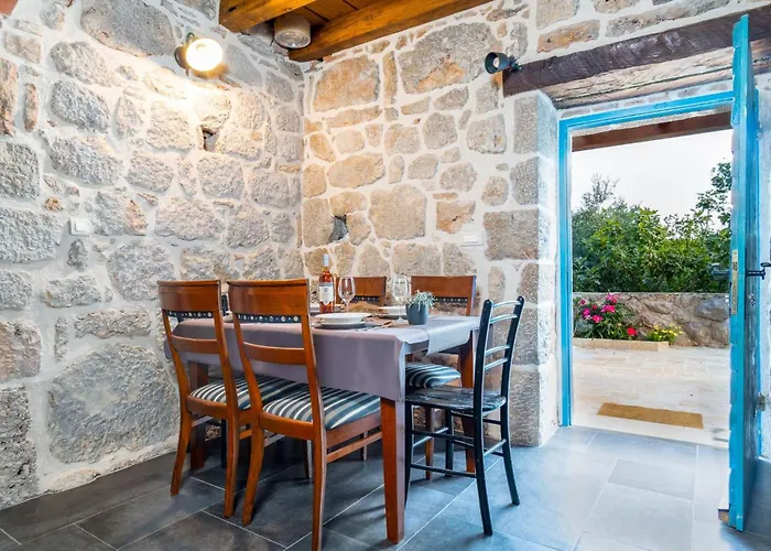 Altes Steinhaus Goranova Kuca By Interhome Vakantiehuis