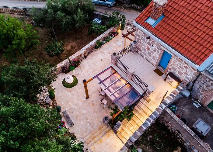 Altes Steinhaus Goranova Kuca By Interhome * Seline