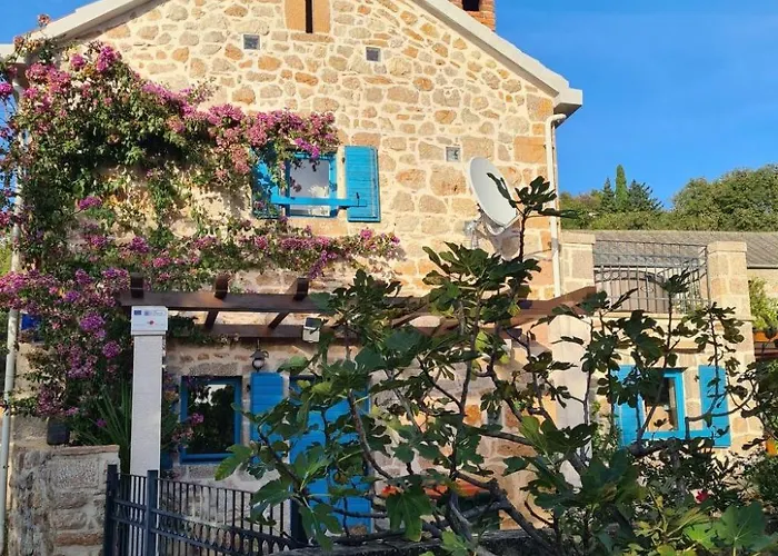 Altes Steinhaus Goranova Kuca By Interhome Vakantiehuis Seline